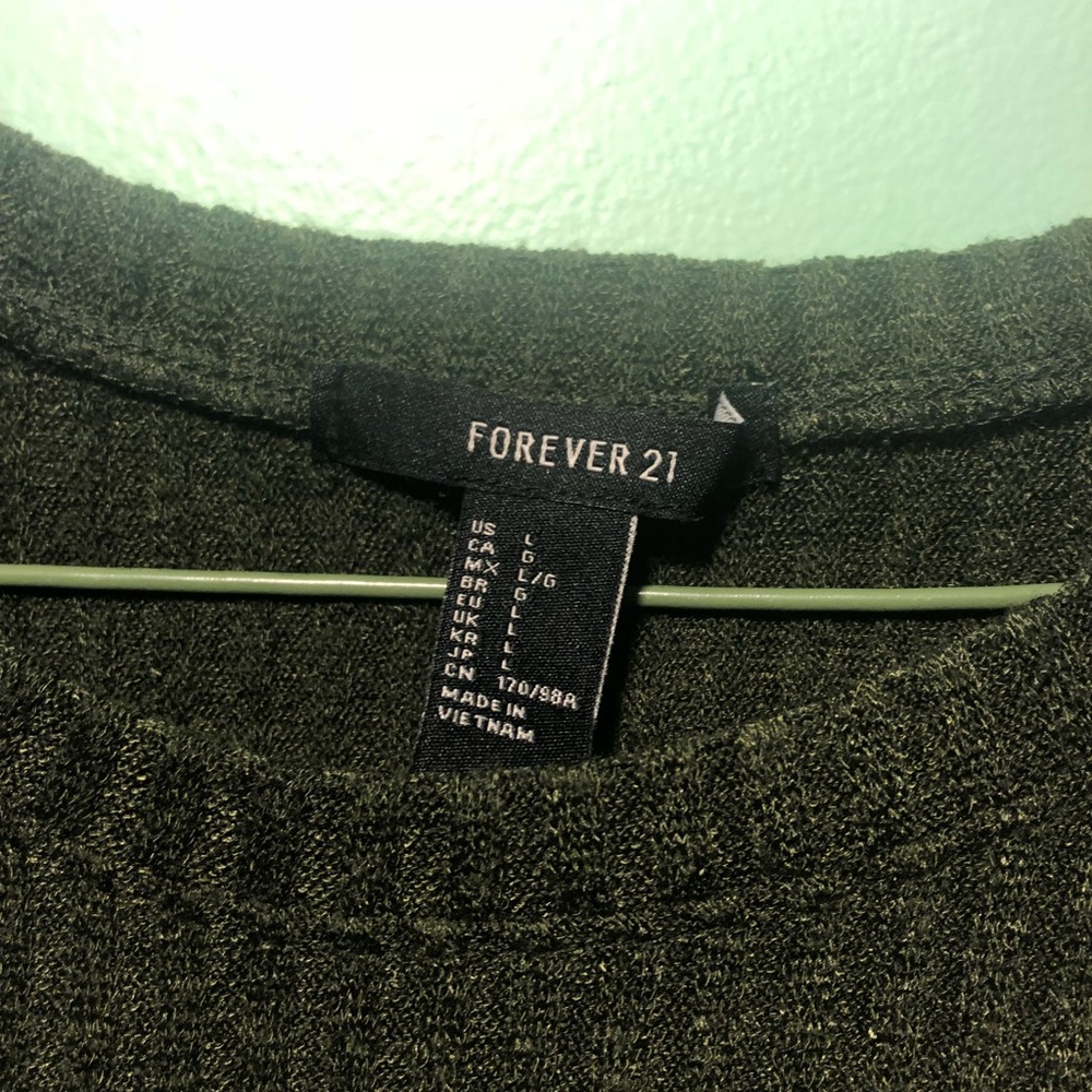 Forever 21 Dark Green Ribbed Crop ‘Sweater’